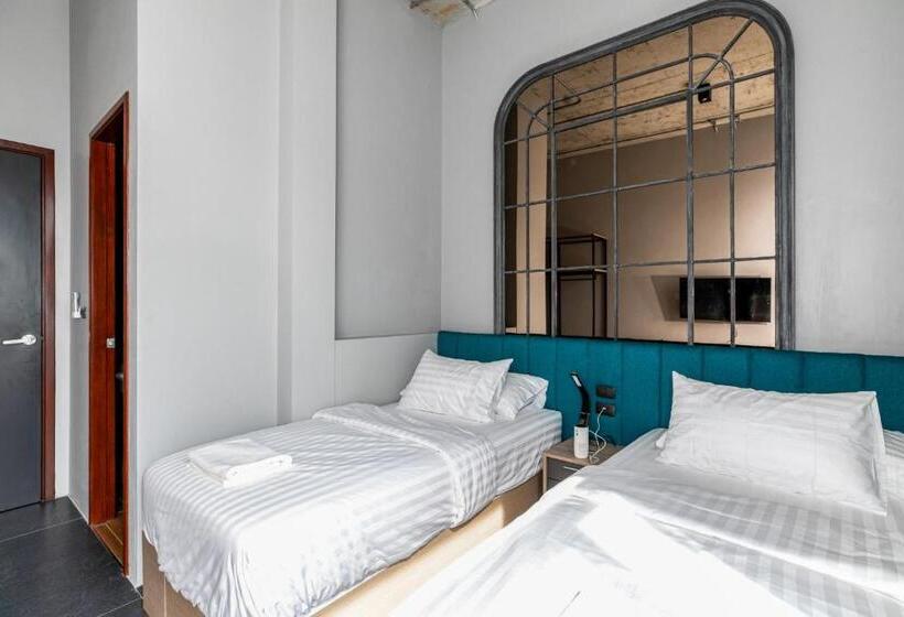 Номер Superior, Chainam Charmchuree Residences Cafe And Spa