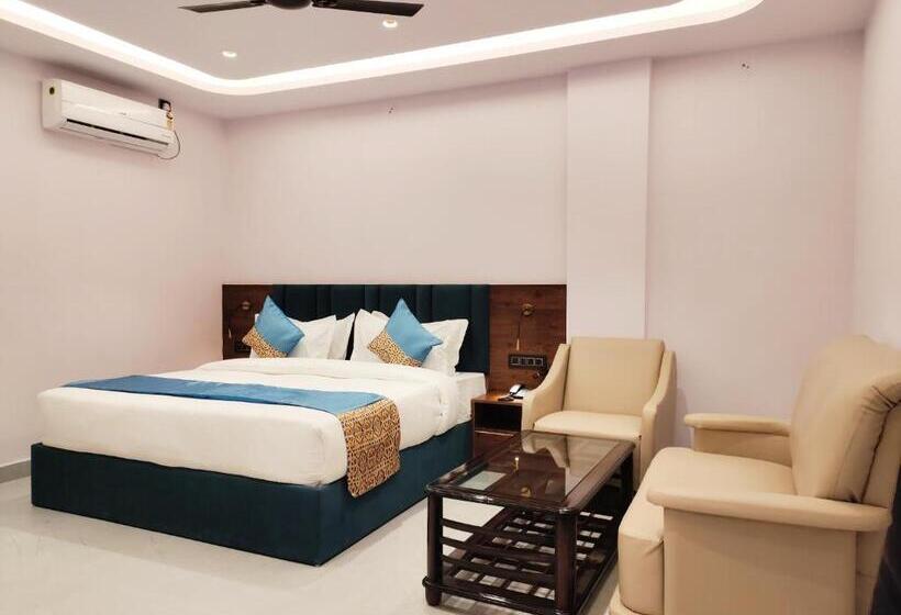 Номер Стандарт, Emerald Suites