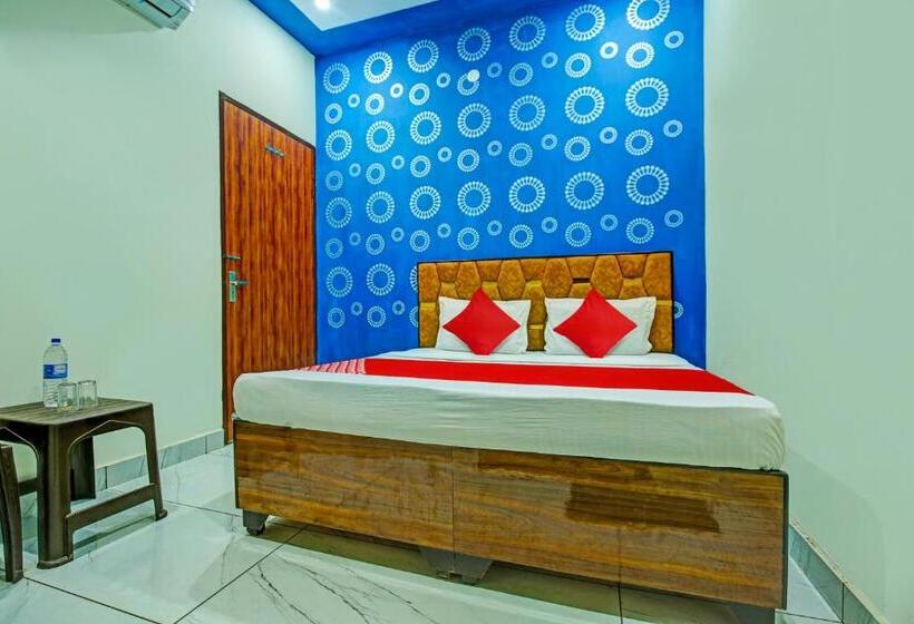 三人经典房间, Oyo Hotel Patiala