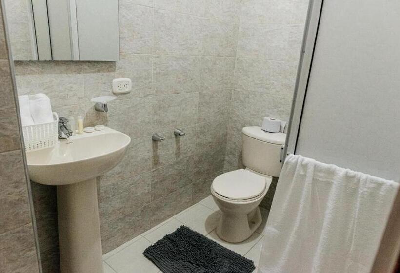Семейный Номер, Casa De Las Flores