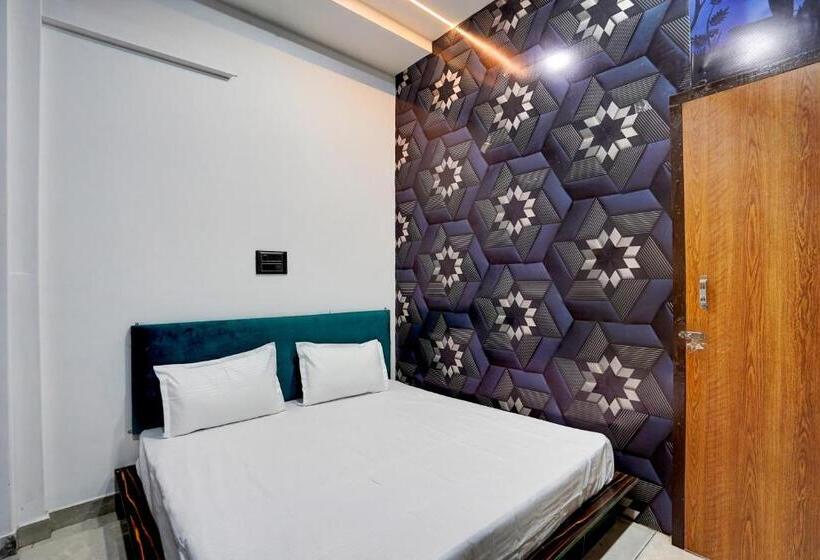 Трехместный Номер Классика, Oyo 82171 The Love Bird Hotel & Cafe