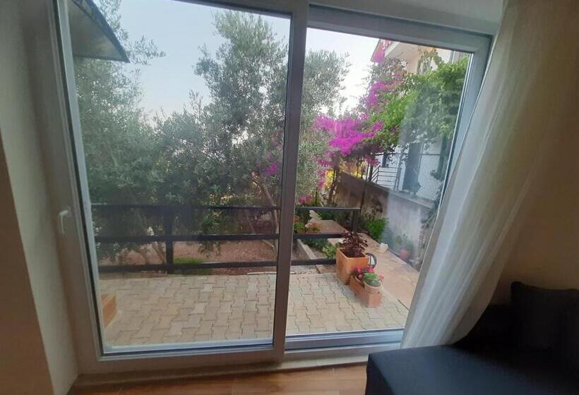 Апартаменты 1 Спальня Вид на Сад, Villa Köknar Apart