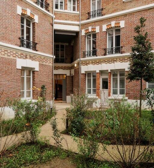 Апартаменты Superior 1 Спальня, Emilie Homes   Clichy