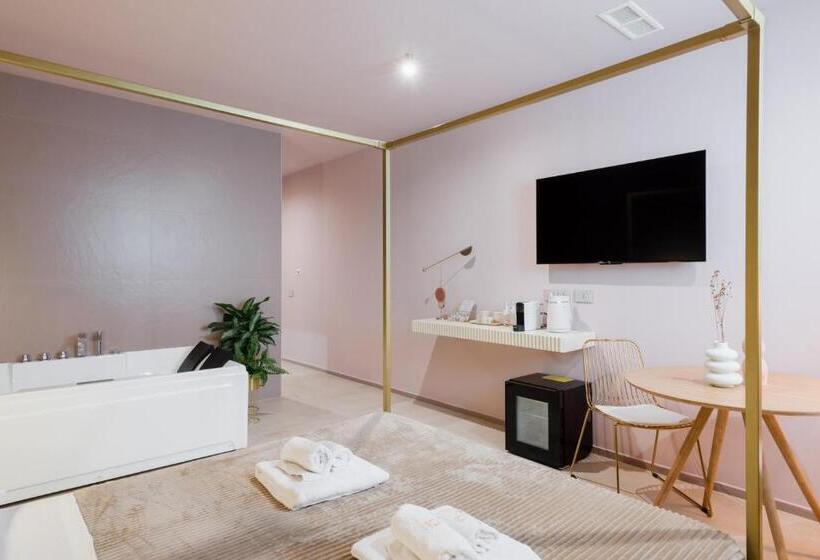 Люкс Повышенной Комфортности, Porta D Oro Charming House Ii & Spa