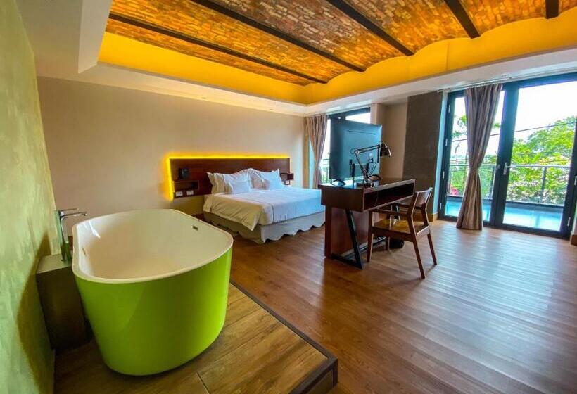 스위트, De Turistas Iquitos