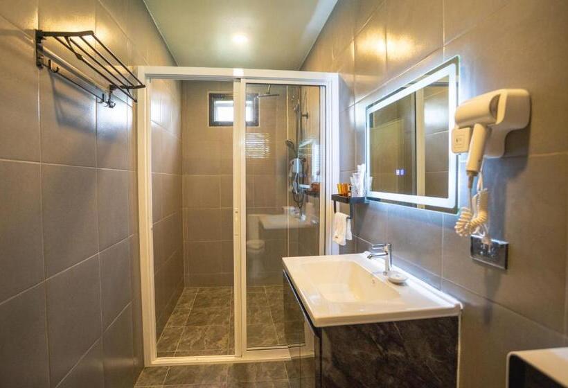 اتاق لوکس, Seeview Resort