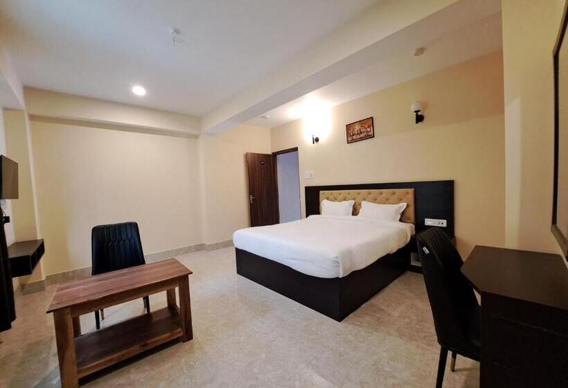 Четырехместный Номер Стандарт, Snow White Retreat Hotel And Restaurant