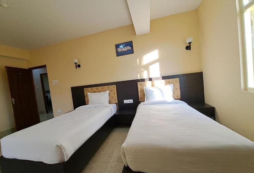 Номер Economy Индивидуальный, Snow White Retreat Hotel And Restaurant