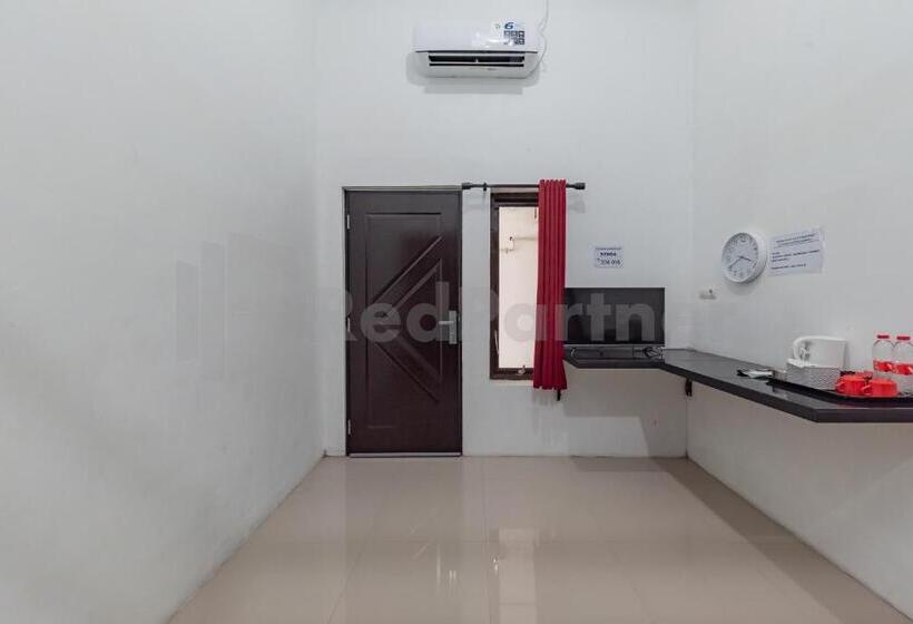 Номер Deluxe, Jm Guest House Lamaran Redpartner