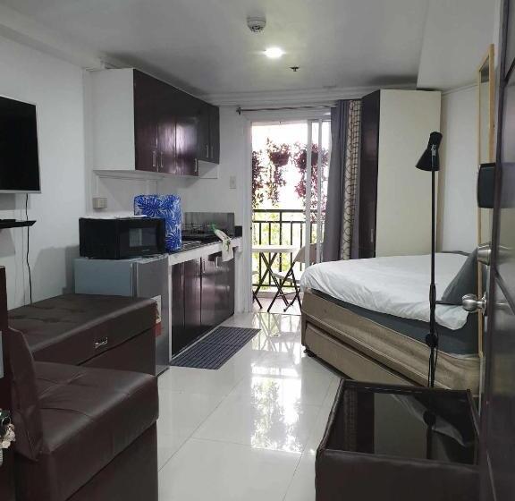 Студио Стандарт с Балконом, Baguio Bliss By Burnham Hill Condominium
