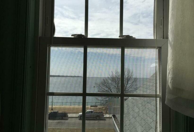 이코노미 룸, Harborview Inn