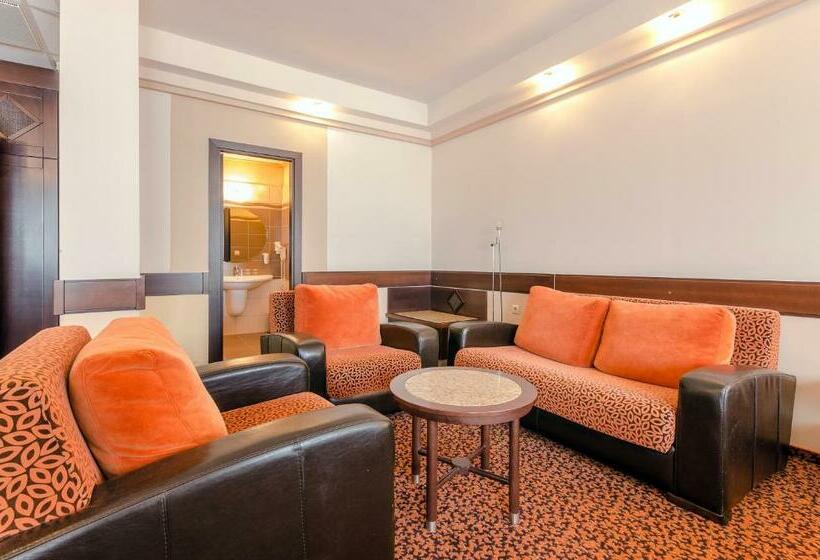 Семейный Полулюкс, Hunguest Hotel Apollo
