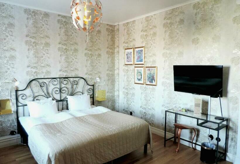 Quarto Estandar, L Park