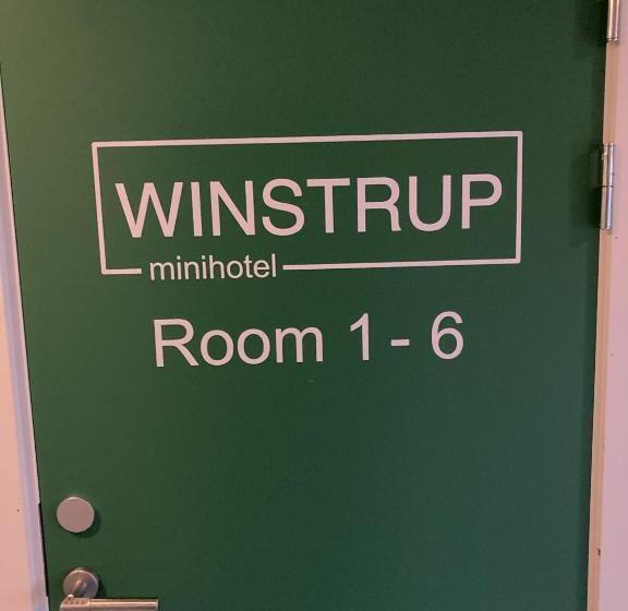 Camera Standard, Winstrup Hostel