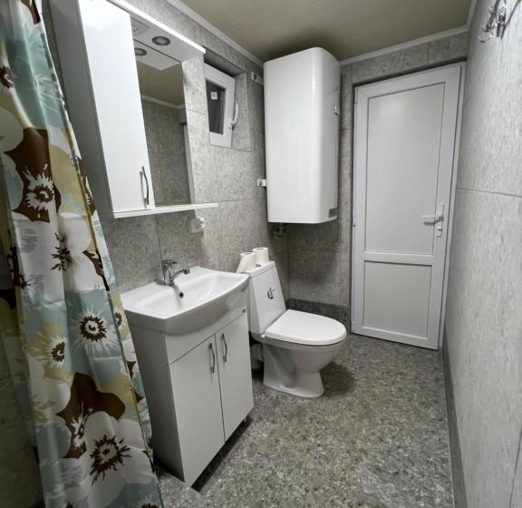 Четырехместный Номер Deluxe, готельно ресторанний комплекс кичера