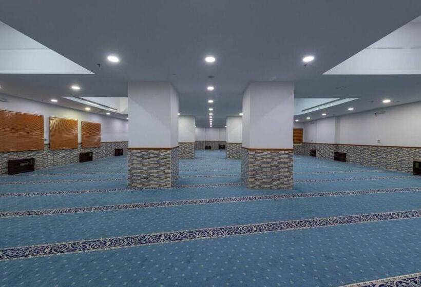 Номер Стандарт, Al Balad Al Tayeb