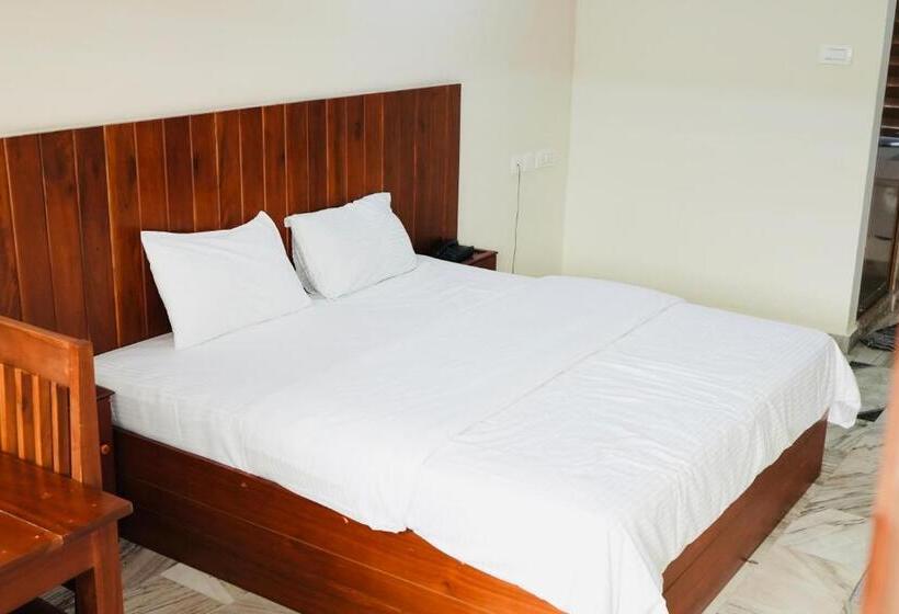 Номер Стандарт, Kalanad Residency