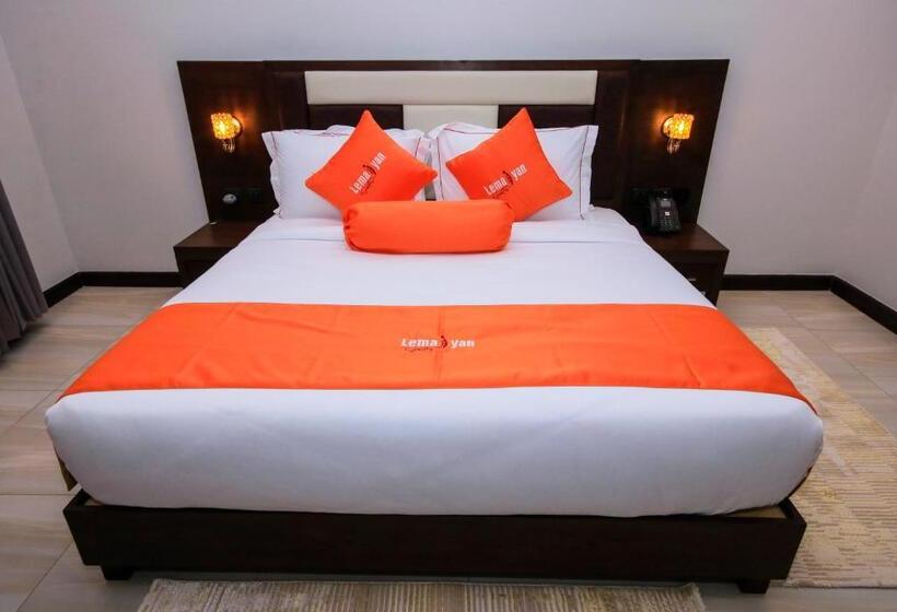 اتاق استاندارد یک نفره, Lemaiyan Suites