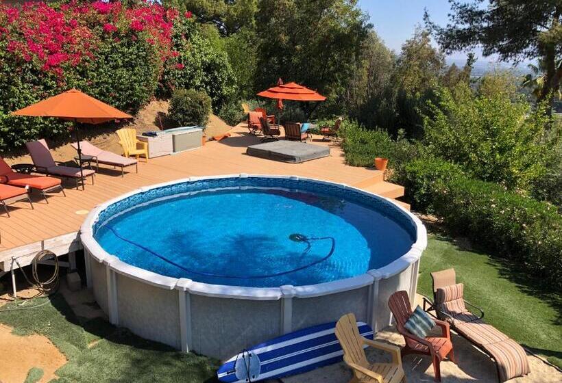 اتاق استاندارد, Mason House
