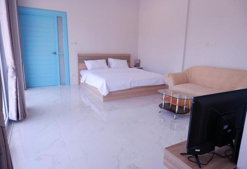 バルコニー付きスタンダードルーム, Sunset Village Rayong