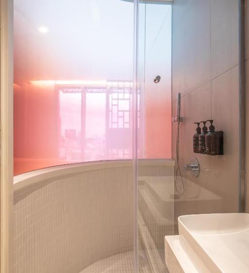 اتاق استاندارد با چشم‌انداز شهر, Wink Hotel Tuy Hoa Beach   24hrs Stay & Rooftop Pool Bar