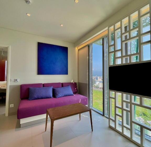 سوییت جونیور با چشم‌انداز دریا, Wink Hotel Tuy Hoa Beach   24hrs Stay & Rooftop Pool Bar