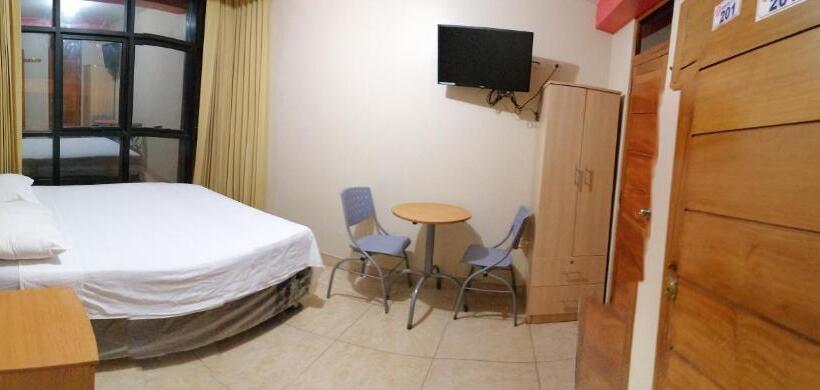 Habitación Estándar, Sauce