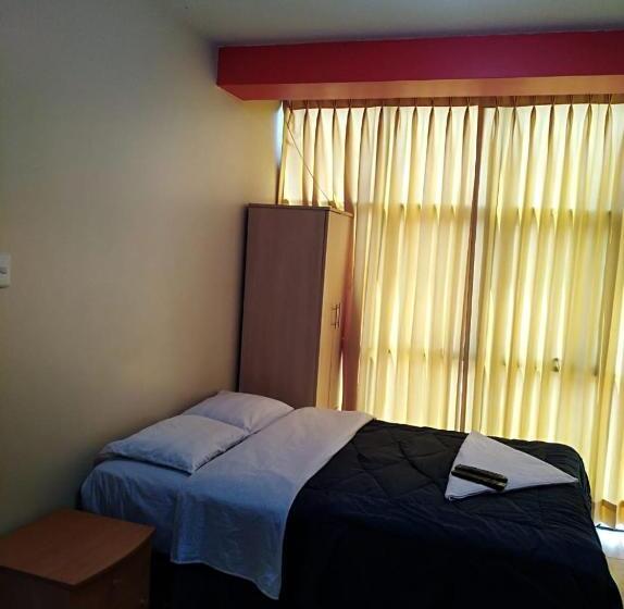 Habitación Estándar, Sauce