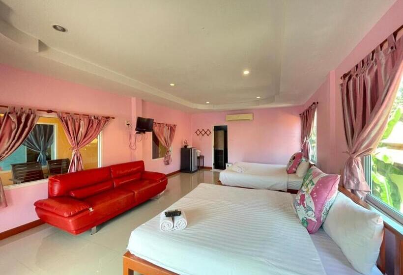 Номер Стандарт с Балконом, Chaipatchara Resort