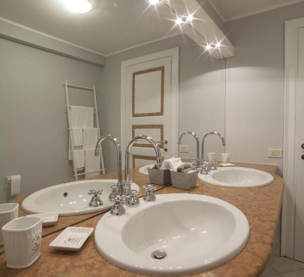 اتاق استاندارد, B&b Gallery