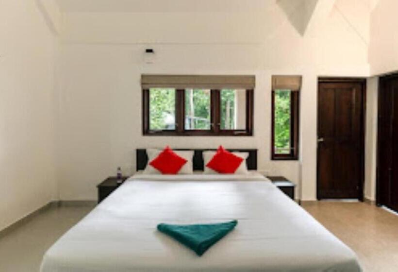 Номер Deluxe, Cliffotel Kerala