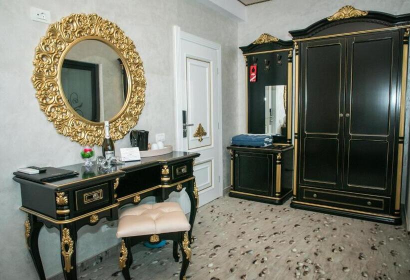 اتاق لوکس, Almar Lake View Boutique H