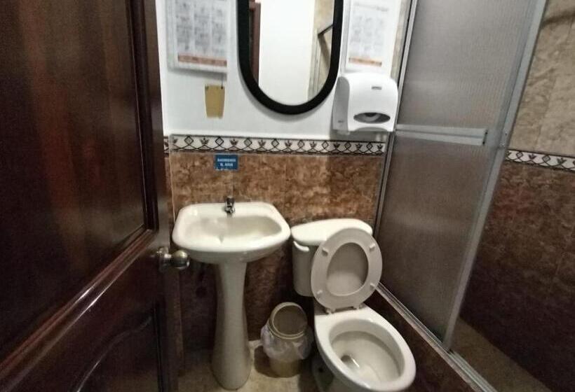 이코노미 룸, Hostal Alborada Cuenca