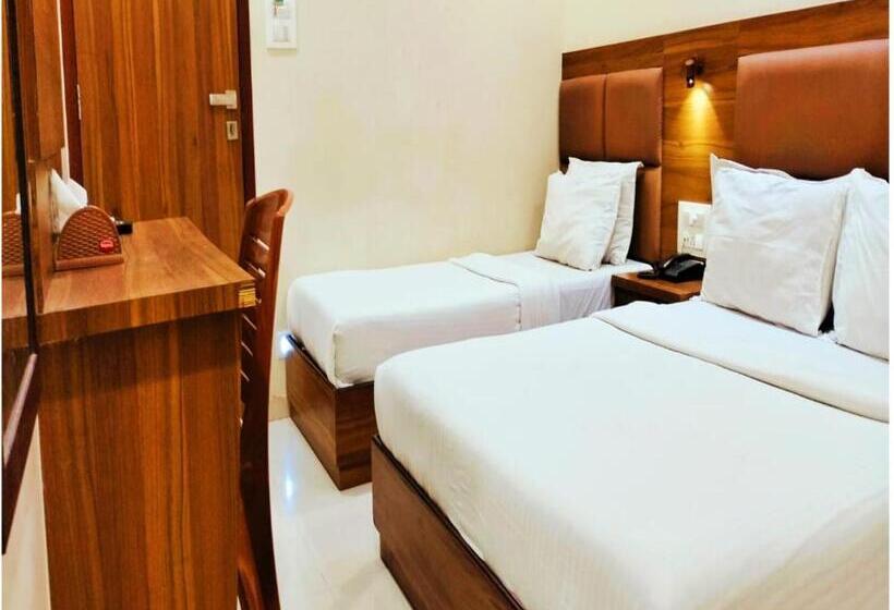 Quarto Triplo Economy, Avion Palace