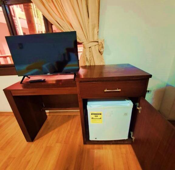 Family Suite, Coronel