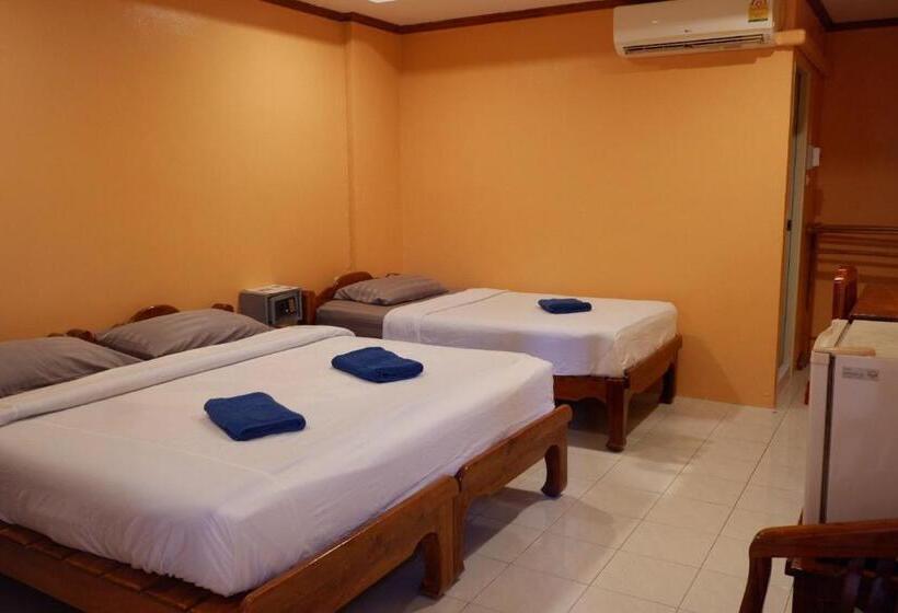 اتاق کلاسیک سه تخته, Goldbeach Guesthouse
