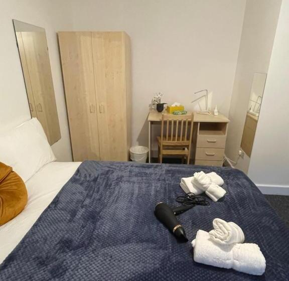 Quarto Triplo Comfort, Lovely Triple And Quadruple Bedrooms In Euston