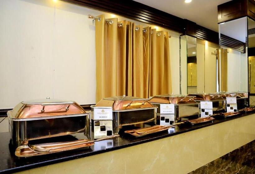Quarto Superior Cama King, Pineberry Hotels   Near Golden Temple
