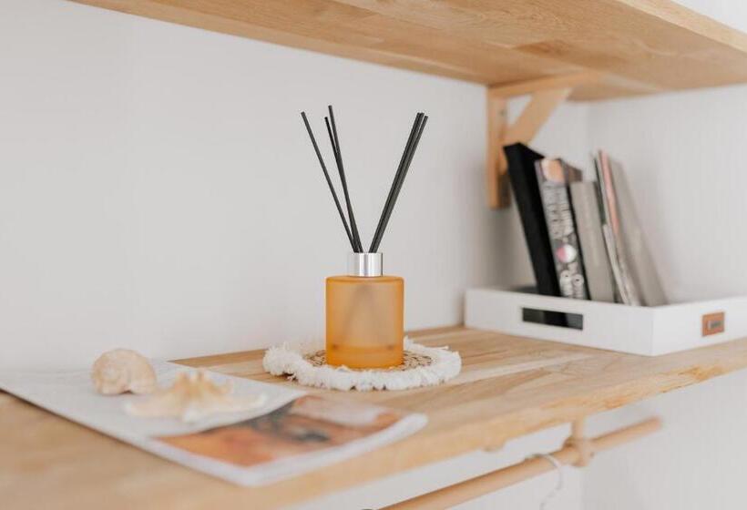Номер Стандарт, Clementines House Honfleur