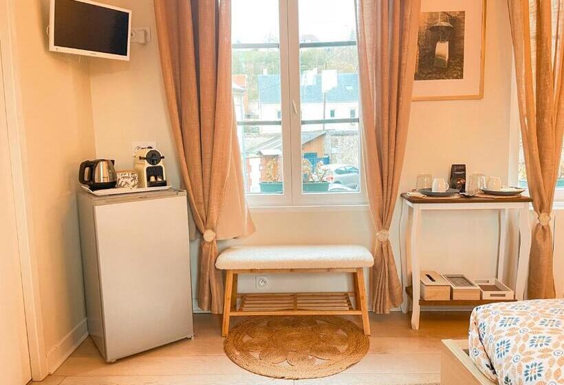 Номер Стандарт, Clementines House Honfleur