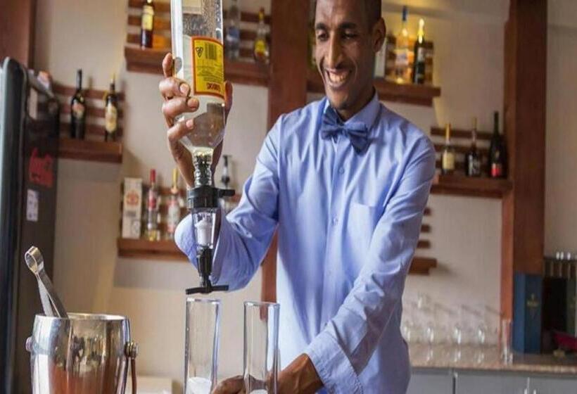 اتاق لوکس, Park Lane Addis