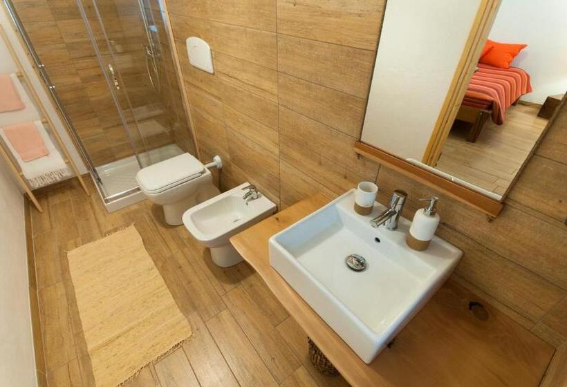 스탠다드 룸 산 전망, B&b Enchanté