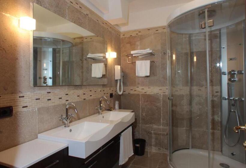 Люкс, Relais Dei Normanni