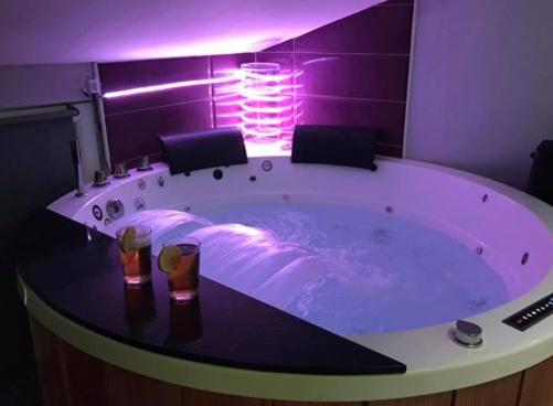Номер Deluxe, à Home Love Spa, Le Plus Luxueux Parmi Nos 2 établissements