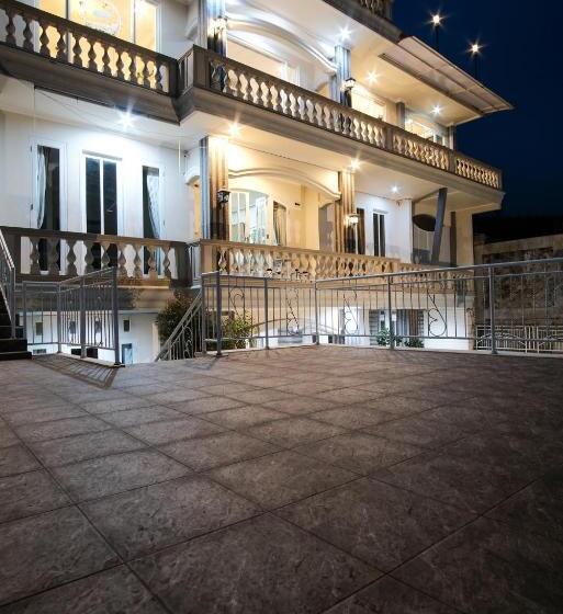 اتاق استاندارد با تراس, D&d Bellevue Guest House