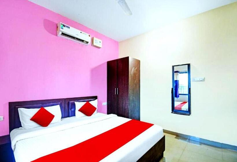 Номер Deluxe Кровать Кинг, Goroomgo Sr Palace Bhubaneswar A Luxury Collection Of Hotels   Best Hotel In Bhubaneswar