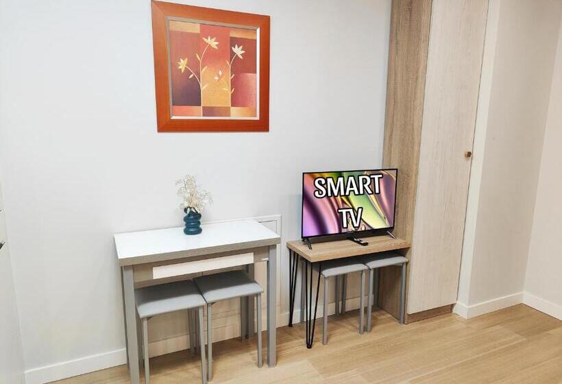 标准工作室, Apartamentos Centro Oviedo Caveda
