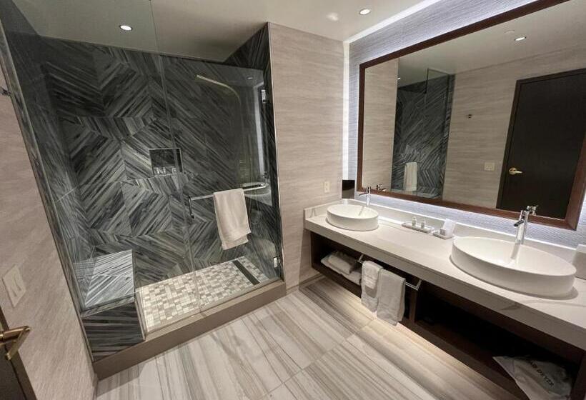 Номер Deluxe Кровать Куин, Muckleshoot Casino Resort