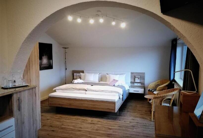 Студио Стандарт Кровать Кинг, Ferienhotel Schwarzwälder Hof