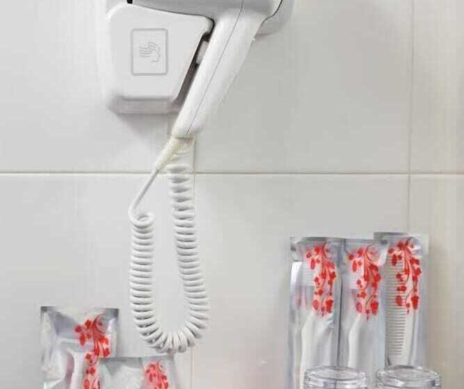 Quarto Deluxe, E Red Hotel Sdn Bhd